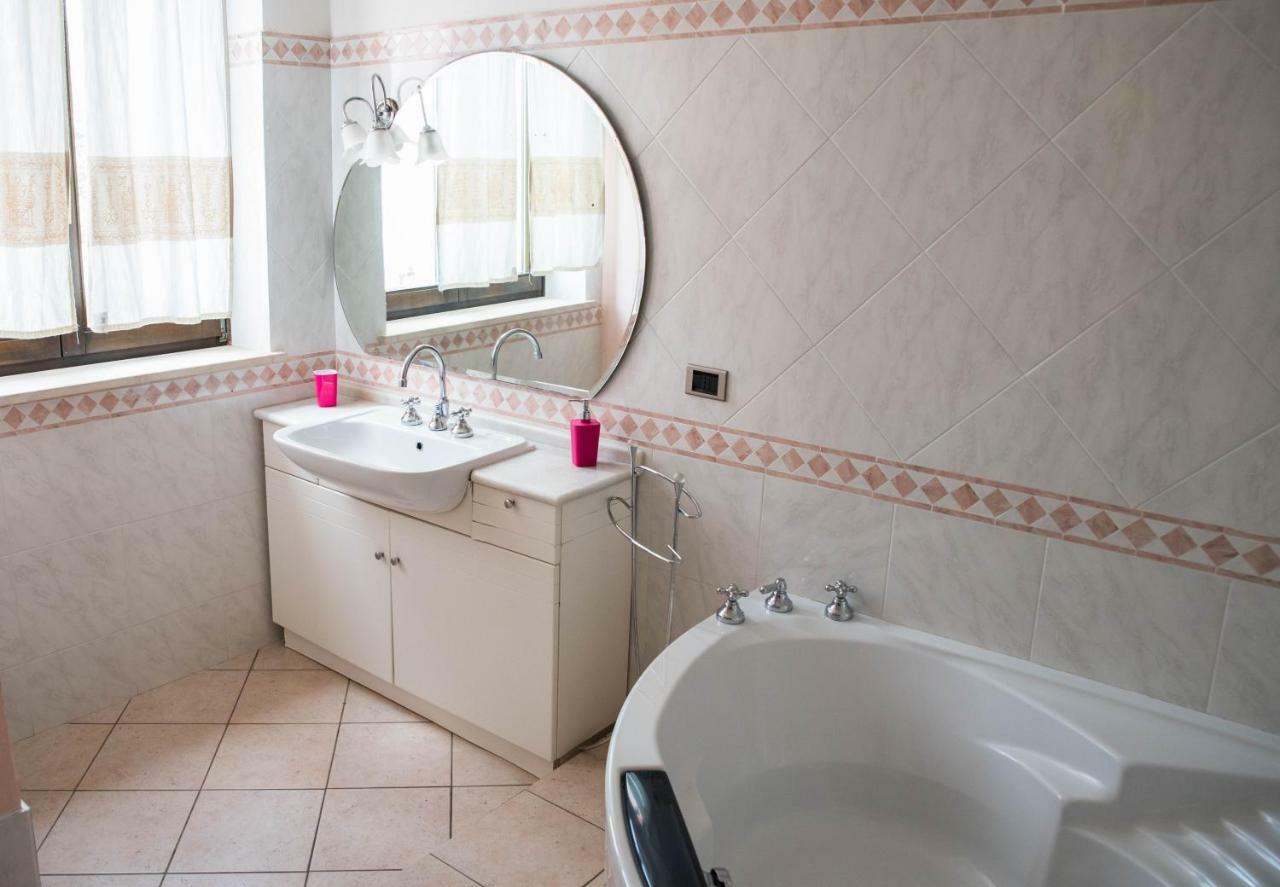 Villa Diana Affitta Camere スティンティーノ エクステリア 写真